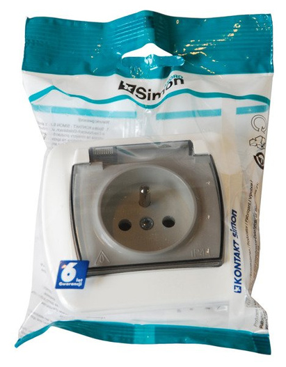 Gniazdo pojedyncze +uziem. białe z klapką AKORD